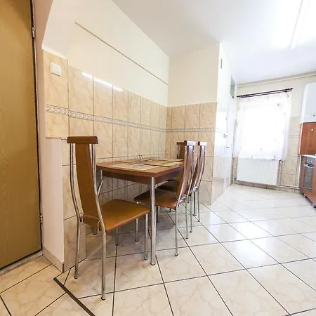 Urban Apartment *